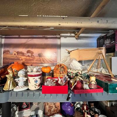 Lot 683 Halloween Thanksgiving Decor