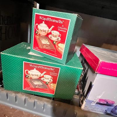 Lot 686 Boxed Christmas