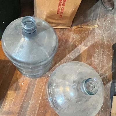 Lot 693 Water bottles
