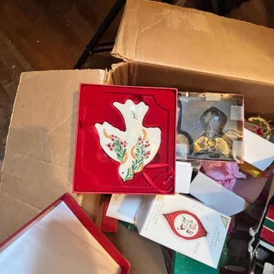 Lot 702 Christmas ornaments box