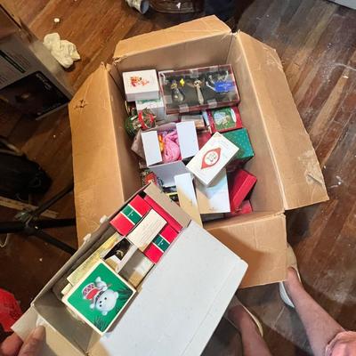 Lot 702 Christmas ornaments box