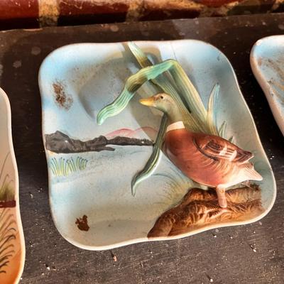 Lot 708 Bird decor