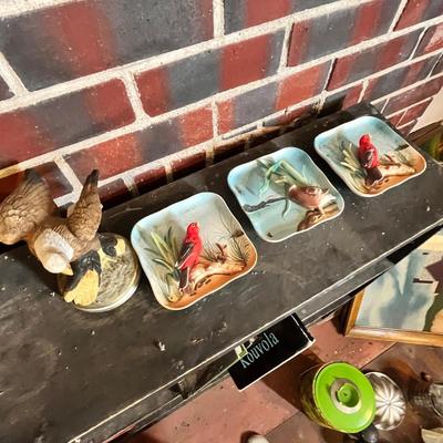 Lot 708 Bird decor