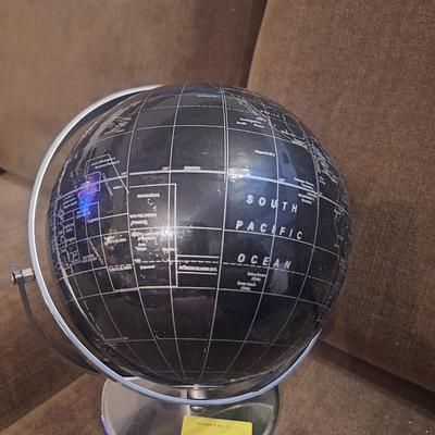 Sale Photo Thumbnail #109: globe is approx 12 inches diameter.