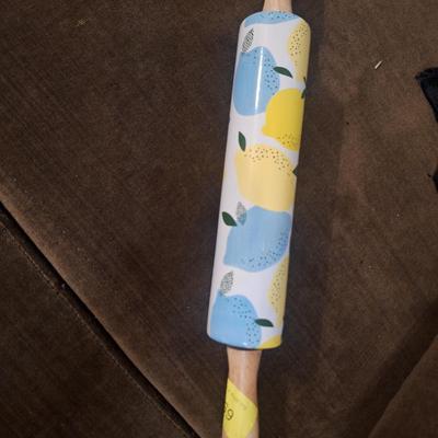 Sale Photo Thumbnail #127: lemon design