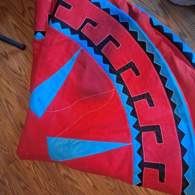 Sale Photo Thumbnail #248: appears to be hand made  beautiful tree skirt