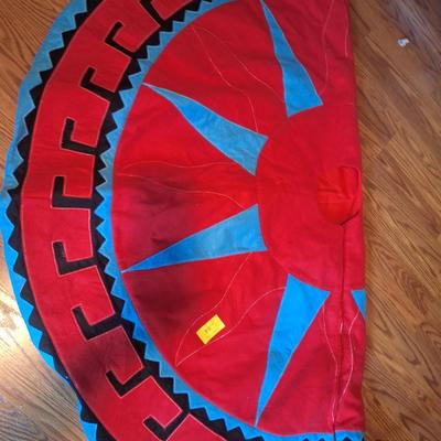 Sale Photo Thumbnail #247: appears to be hand made  beautiful tree skirt
