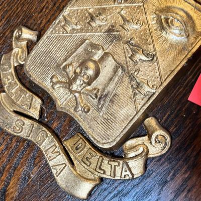 Lot 713 Trophys