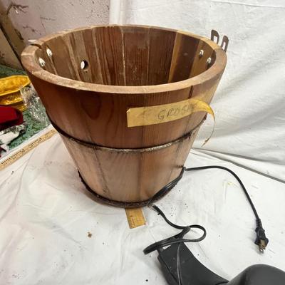 Lot 714 Icecream maker