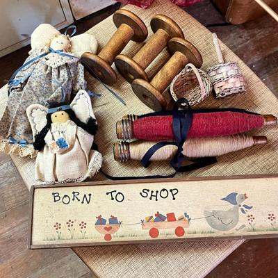 Lot 718 Sewing decor