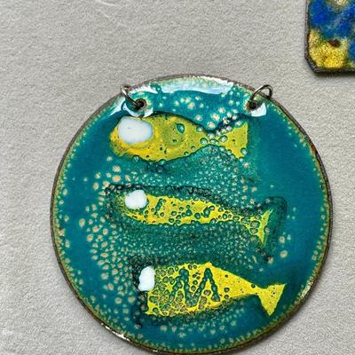 Lot of 4 vintage enameled copper medallion pendant necklaces