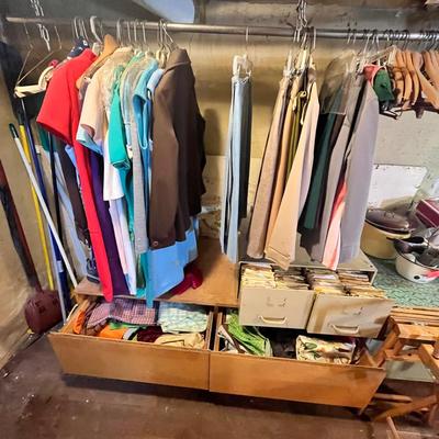 Lot 742 Sewing Collection.
