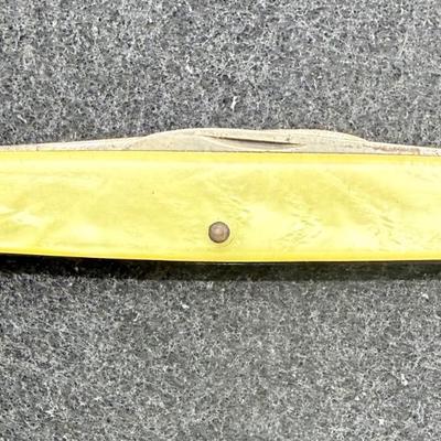 Sale Photo Thumbnail #187: Marked "Hillyard Sales Company St. Joseph, Missouri:.  measures approx. 3" folded, 5" unfolded.