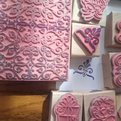 Sale Photo Thumbnail #257: rubber stamps and 2 ink pads