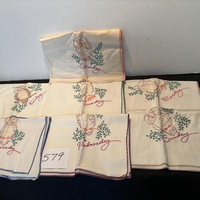 Vintage Weekly Tea Towel Set