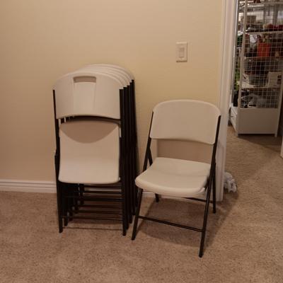 6 LIFETIME FOLDING CHAIRS IN GREAT SHAPE