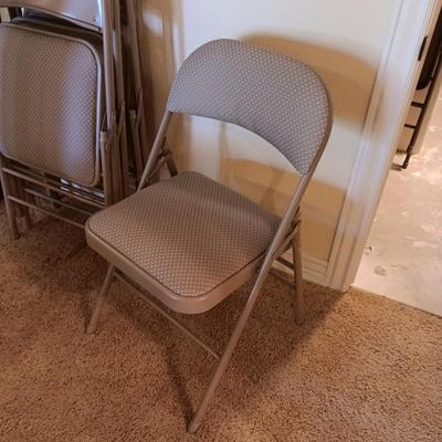 4 NICE UPHOLSTERED PADDED SEAT AND BACKREST FOLDING CHAIRS