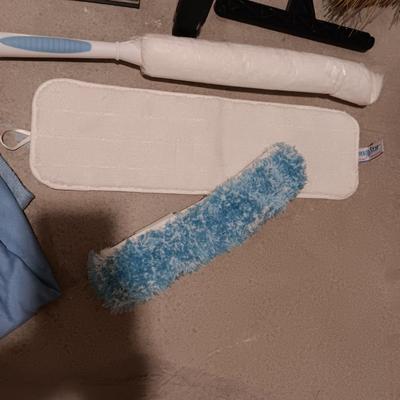 FLOOR AND WINDOW CLEANING TOOLS WITH EXTENSION POLE PLUS A QUICKIE JOBSITE BROOM