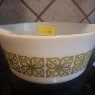 Sale Photo Thumbnail #323: #475 2.5 qt