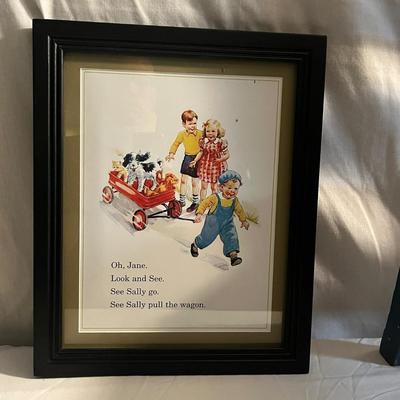 Child’s Chair, Dr Suess Books & More (D-MG)