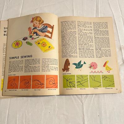 Child’s Chair, Dr Suess Books & More (D-MG)