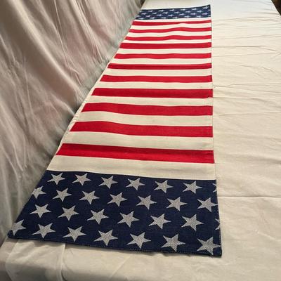 Patriotic Party Gear (D-MG)