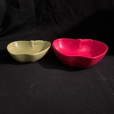 Royal Tuscan Crystal Flutes, Tervis Tumblers & More Apple Themed Kitchenware (P-MG)
