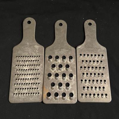 Vintage Kitchen Utensils, Popcorn Popper & More (P-MG)