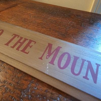 Assorted Mountain Signs (LR-JS)