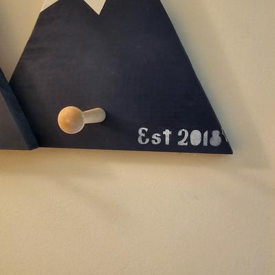 Assorted Mountain Signs (LR-JS)