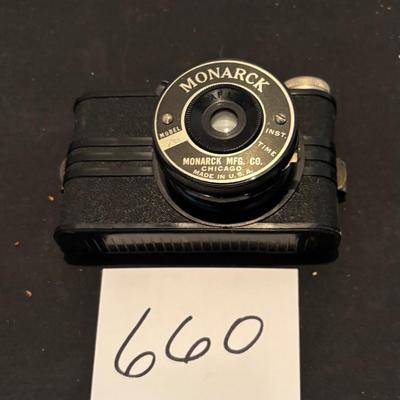 Vintage Monarck Camera
