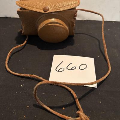 Vintage Monarck Camera