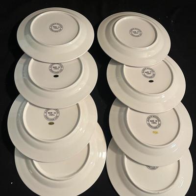 Hallmark Snowflake Dishes, Reindeer Plates & More (K-MG)