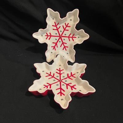 Hallmark Snowflake Dishes, Reindeer Plates & More (K-MG)