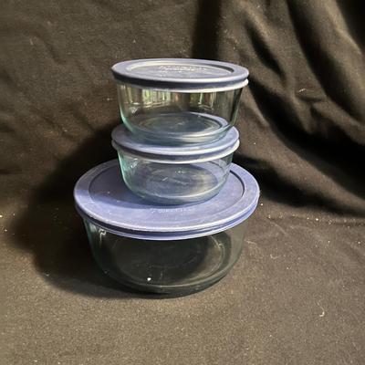 Longaberger Serving Dish, Pyrex & More (K-MG)