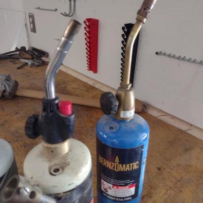 Set of Three Propane Tanks and Pair of Torch Heads