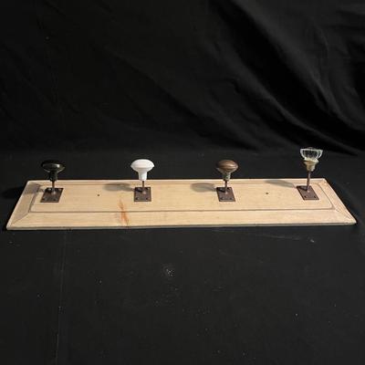 Door Knob Wall Mount Coat Rack (D-MG)