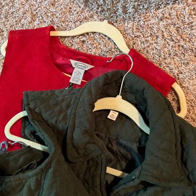 Calvin Klein, Talbots & More Women’s Waistcoats Size S-L (GB2-RG)