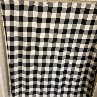 Black & White Checked Bathroom Accessories & Towels (PB-RG)