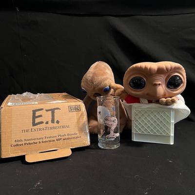 E.T. The Extra-Terrestrial Collectibles (LR-RG)