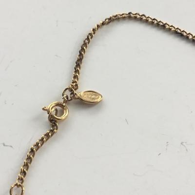 Avon marked choker fashion necklace