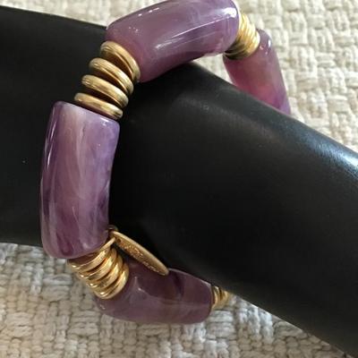 PLUNDER light purple marbled plastic beaded stretch bracelet
