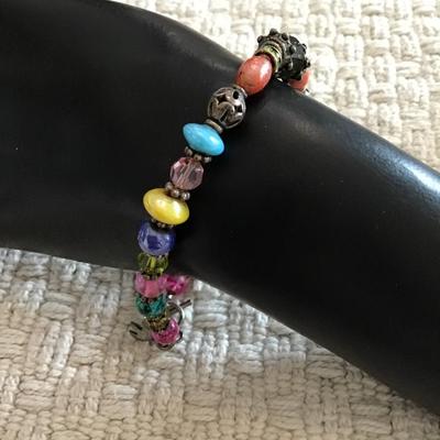 Cute vintage beaded bracelet