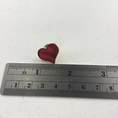 Gold tone unmarked heart push pin