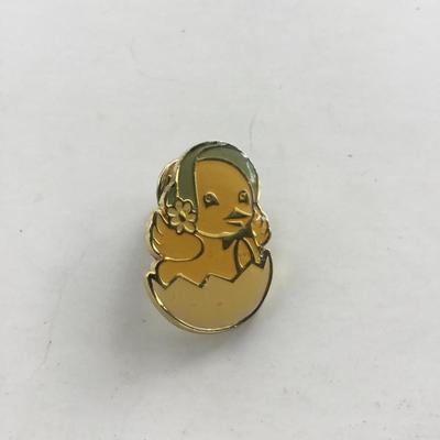 GG marked cute duck push pin vintage