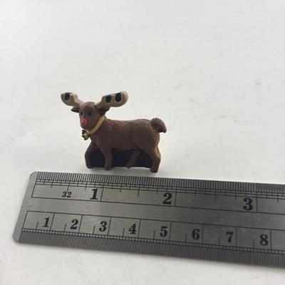 Vintage reindeer push pin