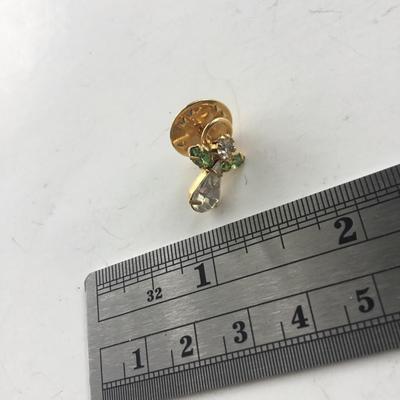 Gold tone unmarked beautiful push pin angel