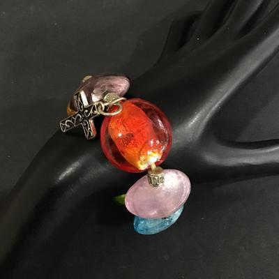 Beautiful multicolor glass bead stretch bracelet