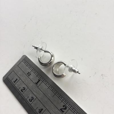 Small silver tone loop earrings