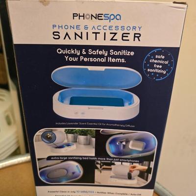 Phone sanitizer